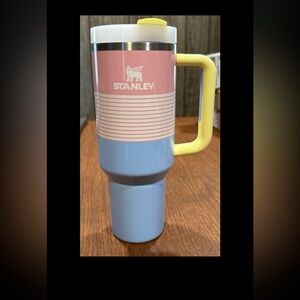 Stanley Pastel Pop The Quencher H2.0 Flowstate™ Tumbler | 40 oz